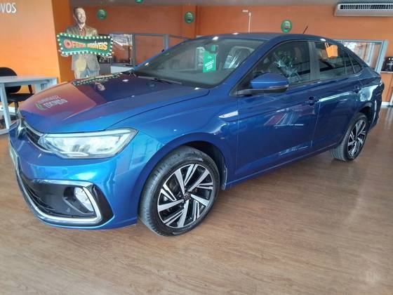 VOLKSWAGEN VIRTUS 1.0 200 TSI HIGHLINE AUTOMÁTICO